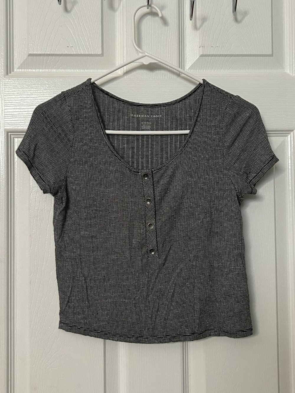American Eagle Black White Striped Top Women's Extra Small Henley Fall School